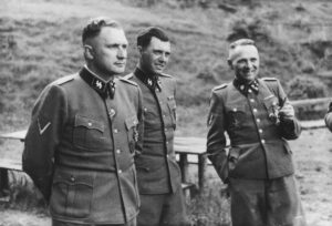 Nacistické experimentování na lidech: Josef Mengele a jeho zvrácené pokusy v Osvětimi